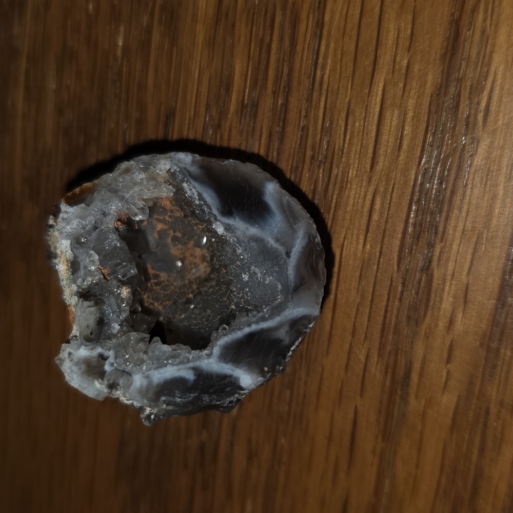 Unique Geode Slice - Picture 7 of 8